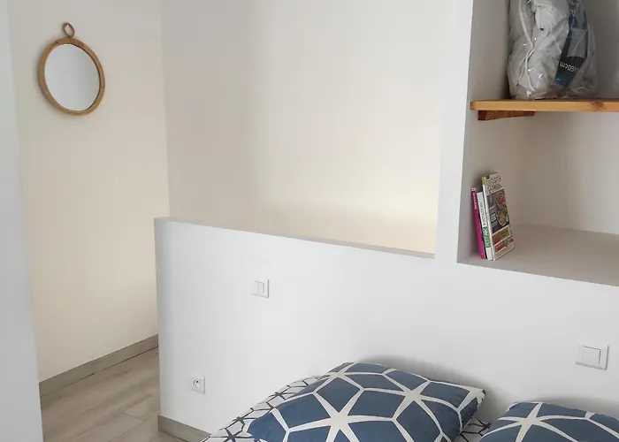 Duplex 24m2 Classé 2 étoiles à 2km D'aubenas *