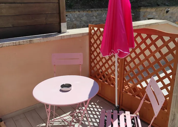 Appartement Duplex 24m2 Classé 2 étoiles à 2km D'aubenas *