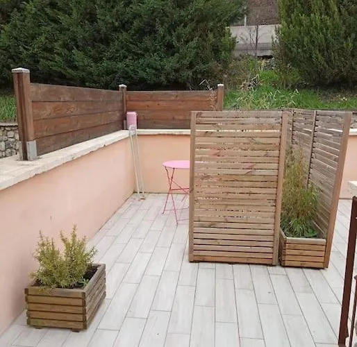 شقة Duplex 24m2 Classe 2 Etoiles A 2km D'aubenas *